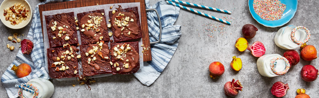 BROWNIES DE BETERRABA BROWNIES DE BETERRABA