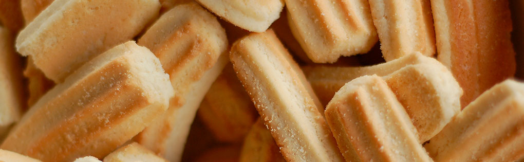 BISCOITOS PARA DENTIÇÃO DE MANTEIGA DE AMENDOIM